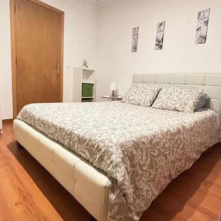 Maison d'hôtes Casinha No Coração Do Oeste